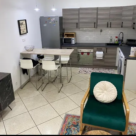 House A Proximite Du Centre-ville *